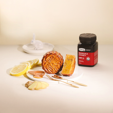 Load image into Gallery viewer, [Pre Order] Floral &amp; Citrus Mānuka Mooncakes Gift Set
