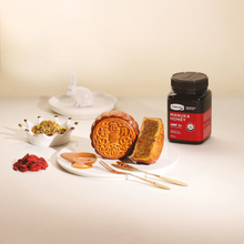 Load image into Gallery viewer, [Pre Order] Signature Quartet Mānuka Mooncakes Collection
